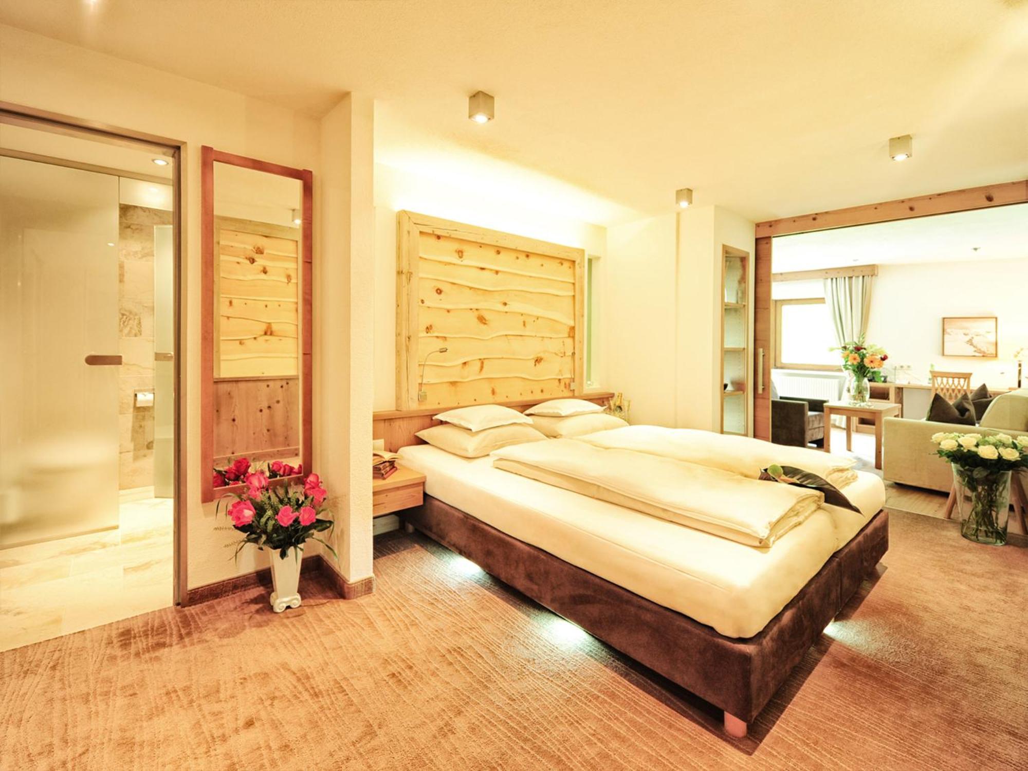 Salnerhof Superior Lifestyle Resort Ischgl Room photo
